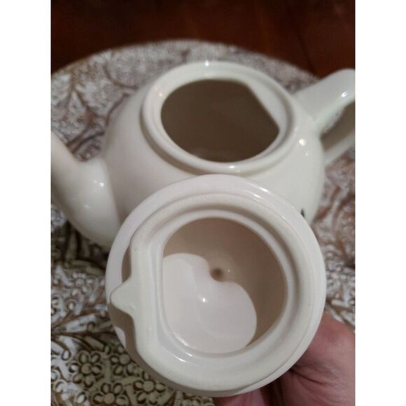 Rae Dunn Large Ceramic White TEA Pot New - Picture 5 of 7